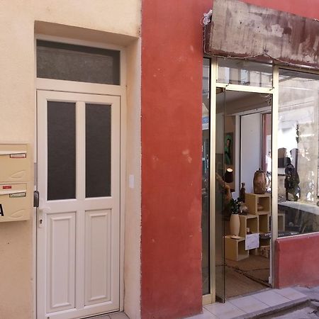 Colombe Apartment LʼIsle-sur-la-Sorgue Екстериор снимка
