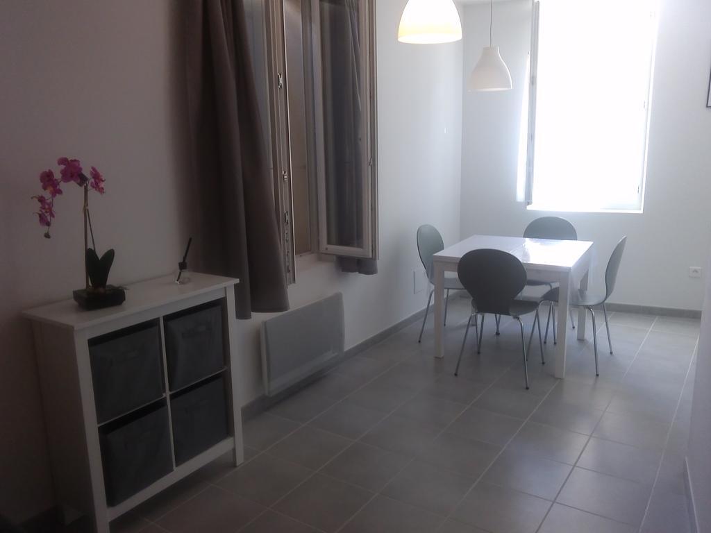 Colombe Apartment LʼIsle-sur-la-Sorgue Екстериор снимка