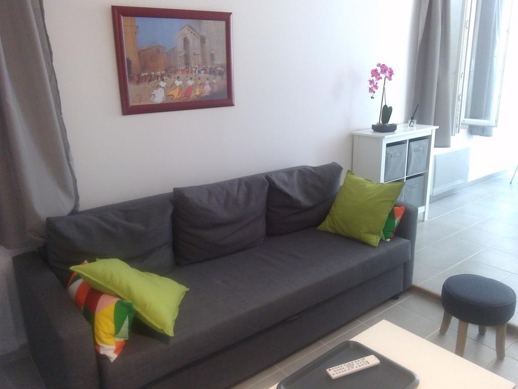 Colombe Apartment LʼIsle-sur-la-Sorgue Екстериор снимка