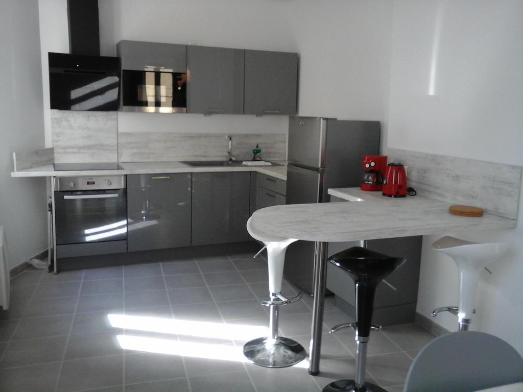 Colombe Apartment LʼIsle-sur-la-Sorgue Екстериор снимка